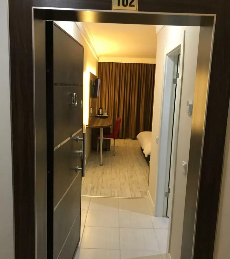 Ankara Atlantik Otel Etimesut 3*,